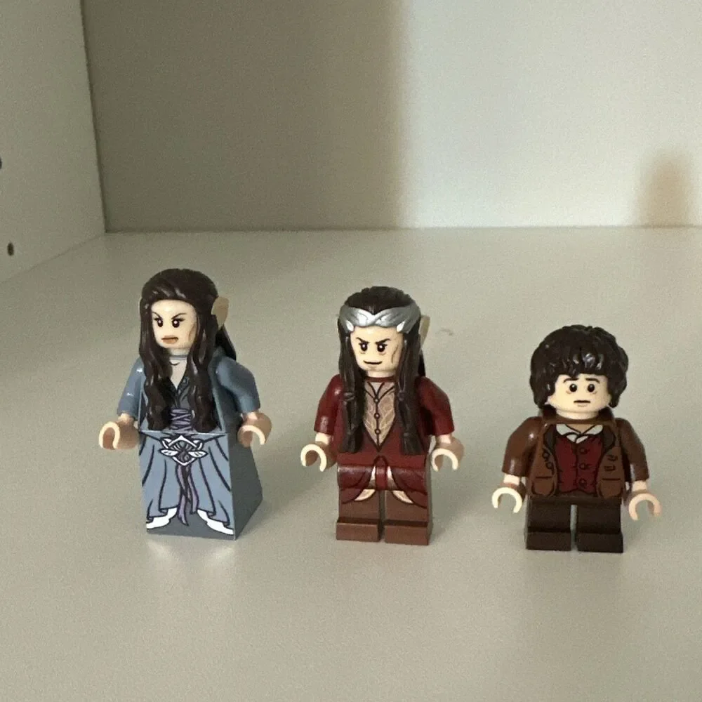 Lego selling from
